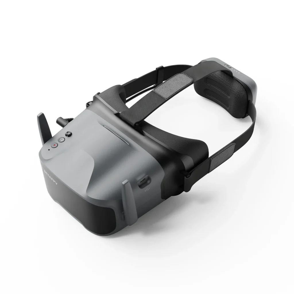 BETAFPV VR04: What Beginners Should Know Before Choosing Analog FPV Goggles