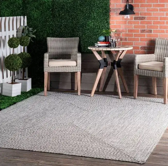 Outdoor Flooring & Wood Floor Companies in Dubai: What Actually Holds Up